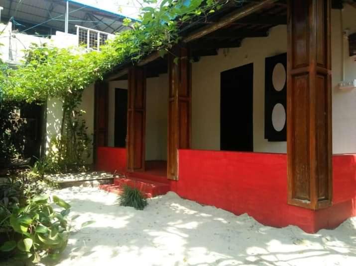 The Blues Hotel Alappuzha Exterior foto